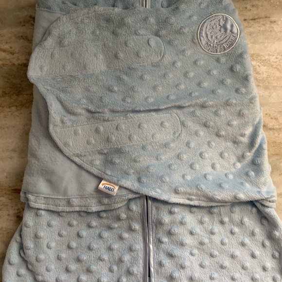 Halo Pajamas Halo Sleepsack Blue Plushy Dot Velboa Size Newborn